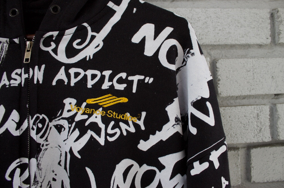Voyance Black Graffiti Zip